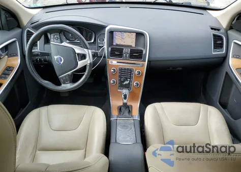 2017 Volvo Xc60 T5 Inscription z USA, uszkodzony, nr VIN YV440MRU1H2126444